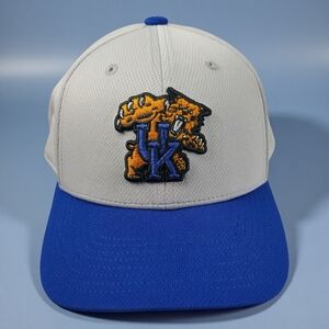 Vtg kentucky wildcats Team Fitted Size Small/Medium Flex Fit Embroidered...